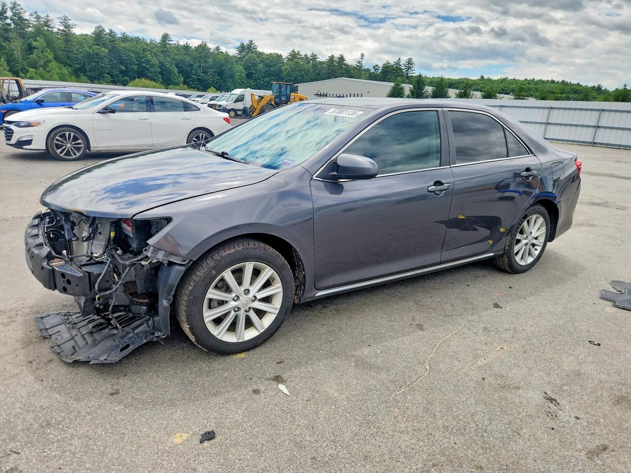 2014 TOYOTA CAMRY