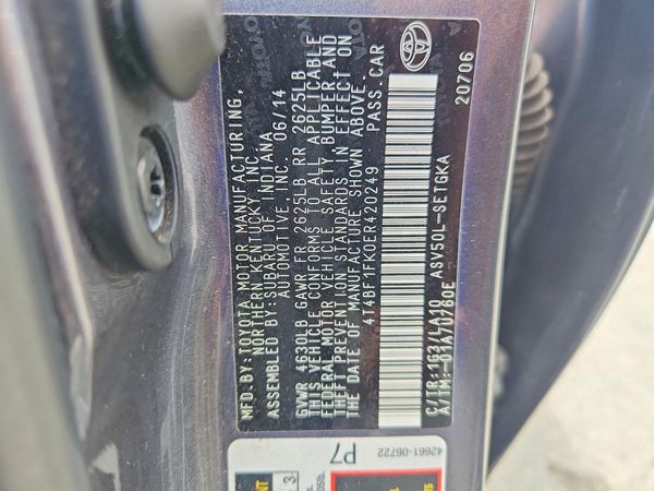 2014 TOYOTA CAMRY