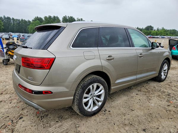 2017 AUDI Q7 quattro Premium Plus — PSRA