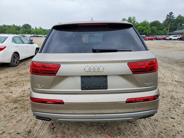2017 AUDI Q7 quattro Premium Plus — DIRR