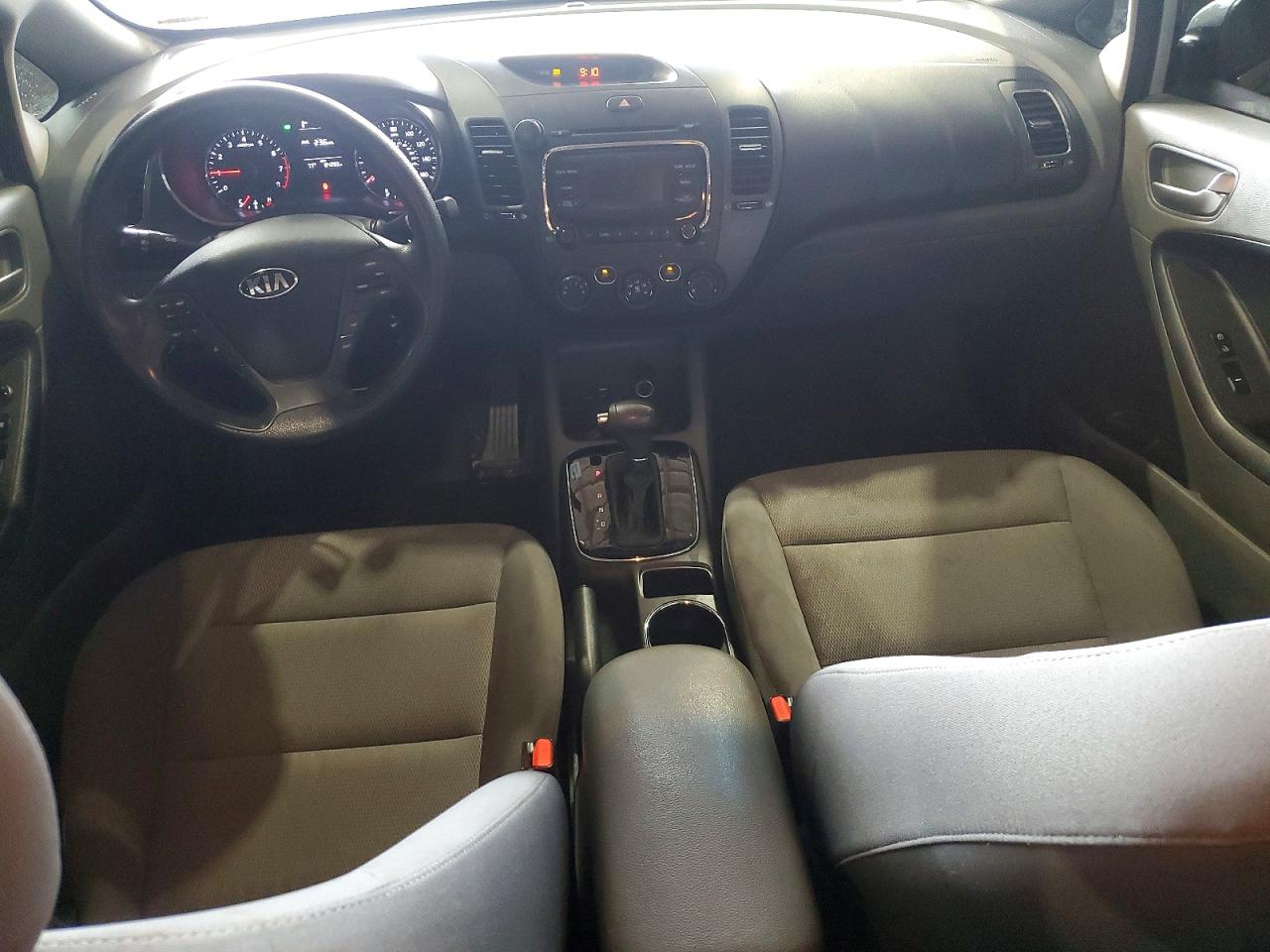 2018 KIA FORTE LX Base