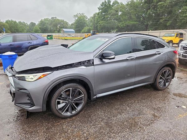 2023 INFINITI QX55 Essential