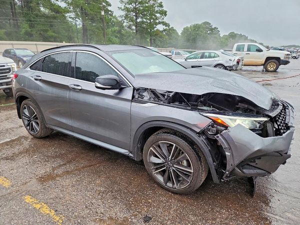 2023 INFINITI QX55 Essential
