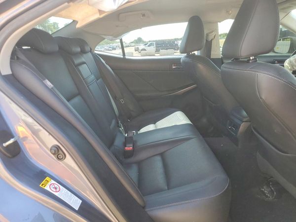 2015 LEXUS IS 250