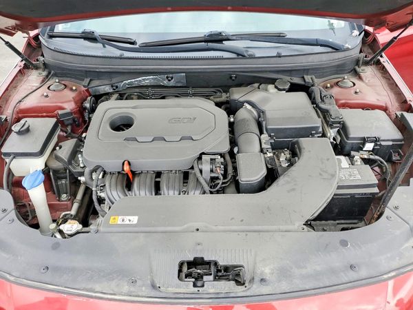 2015 HYUNDAI SONATA SE, ECO — Engine bay