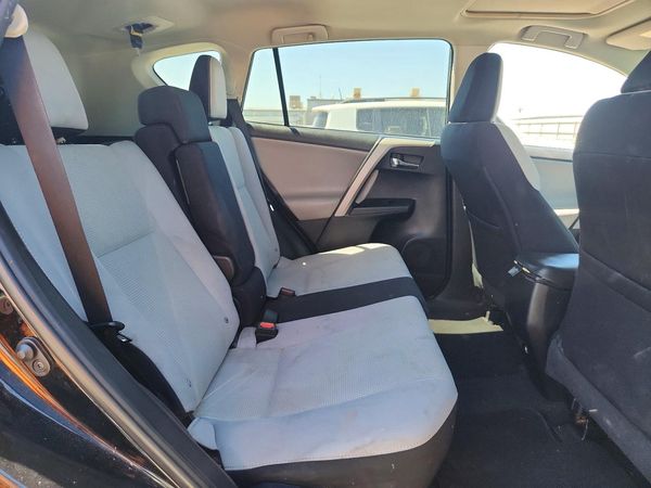 2016 TOYOTA RAV4