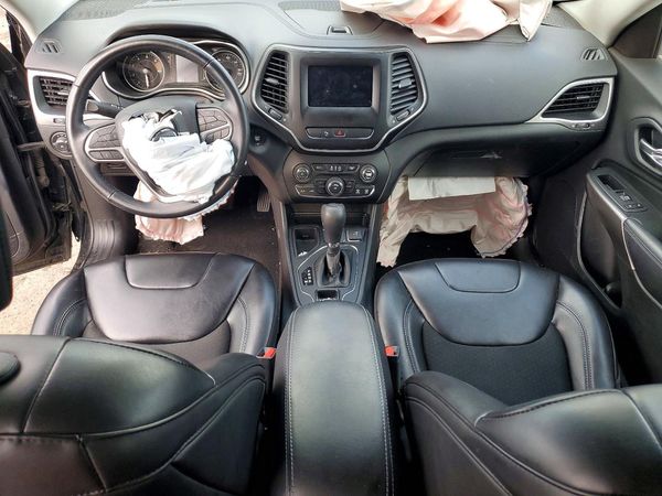2019 JEEP CHEROKEE LATITUDE PLUS FWD