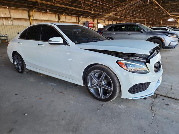 2018 MERCEDES-BENZ C C300