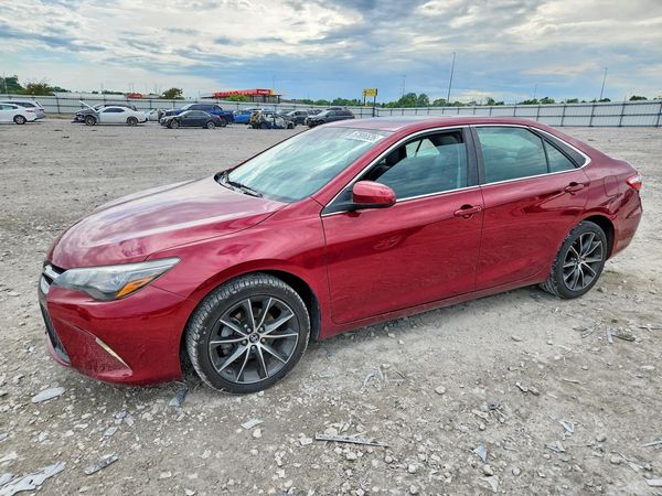 2016 TOYOTA CAMRY