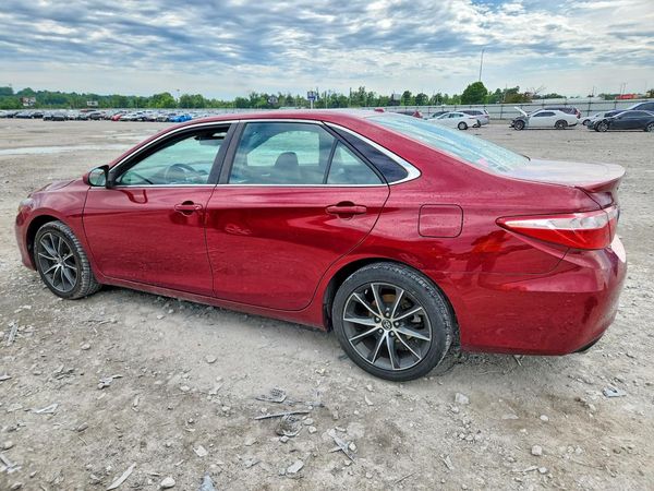 2016 TOYOTA CAMRY