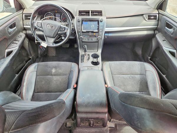 2016 TOYOTA CAMRY