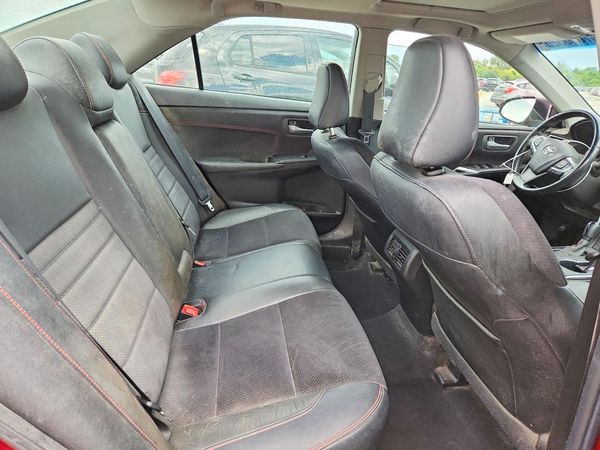 2016 TOYOTA CAMRY
