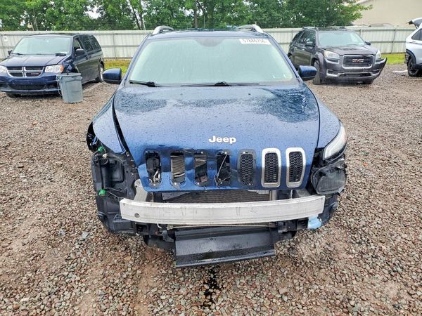 2018 JEEP CHEROKEE LATITUDE FWD