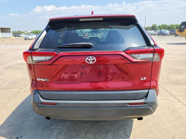 2022 TOYOTA RAV4 LE
