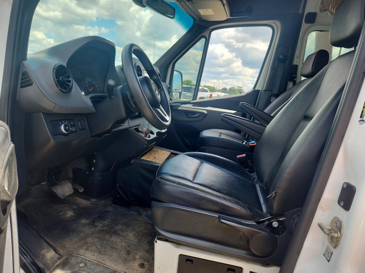 2020 MERCEDES-BENZ SPRINTER 907 (VS30)