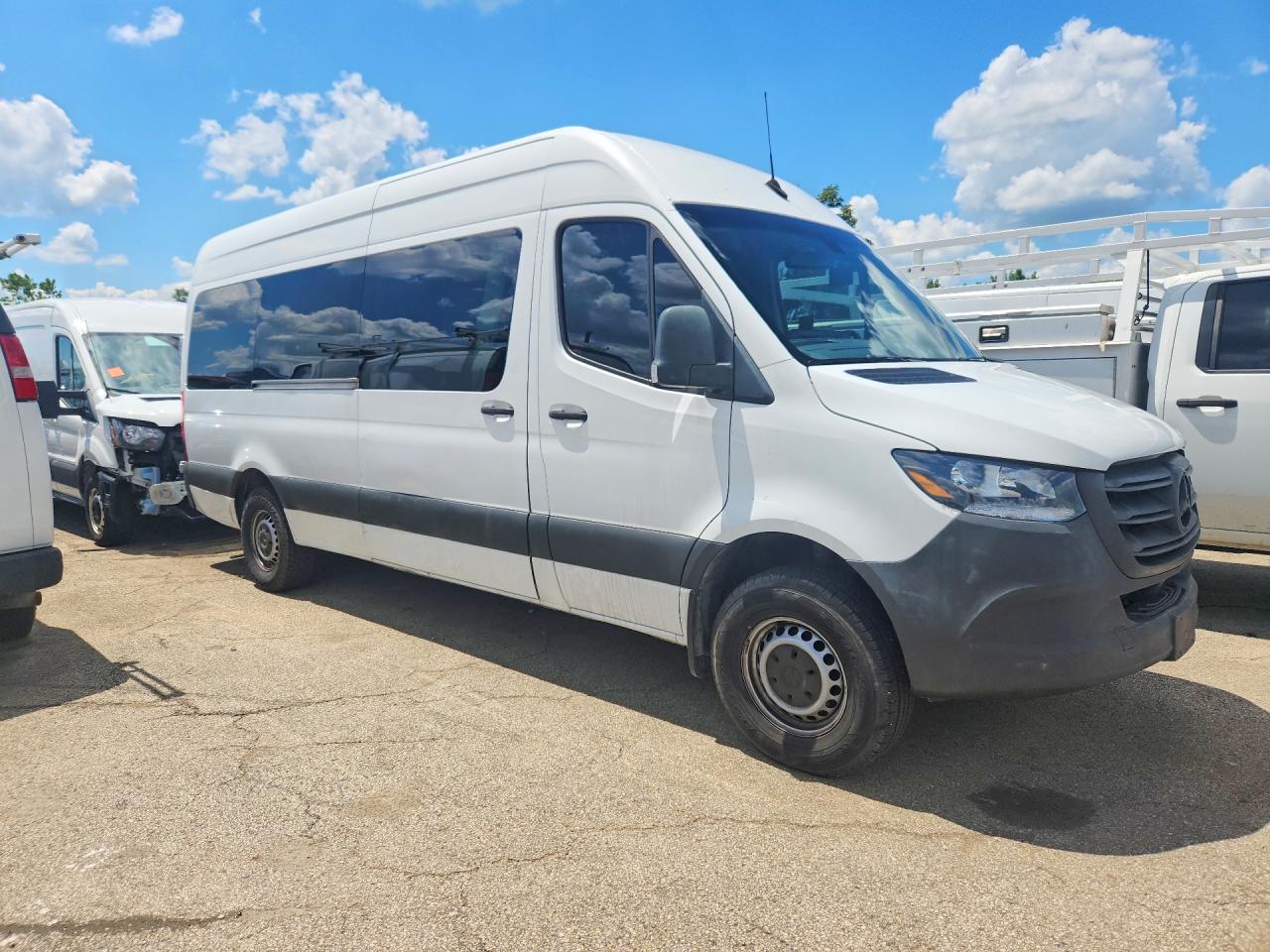 2020 MERCEDES-BENZ SPRINTER 907 (VS30)
