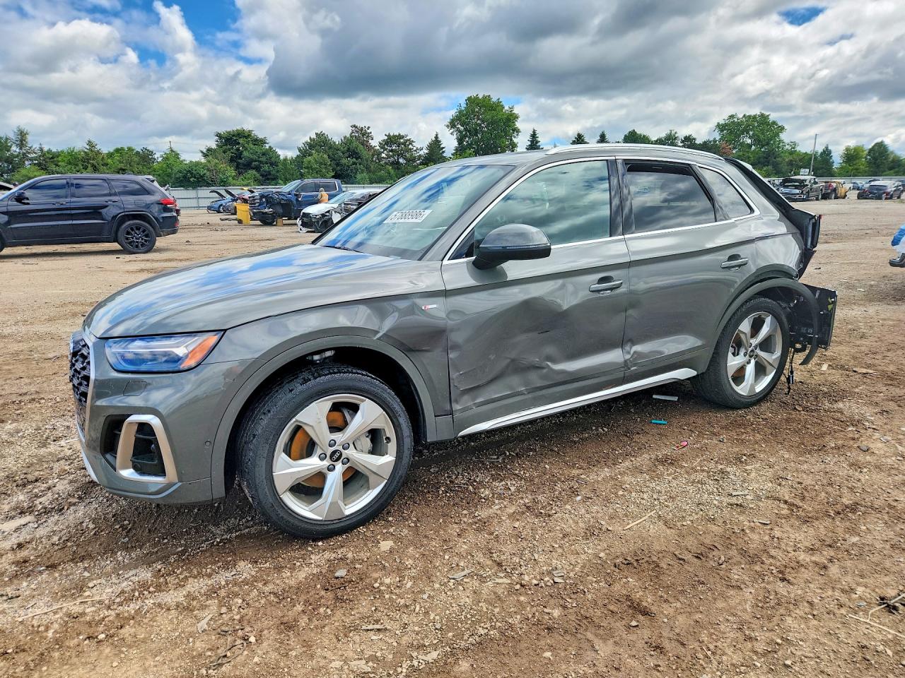 2023 AUDI Q5 S Line quattro Prestige