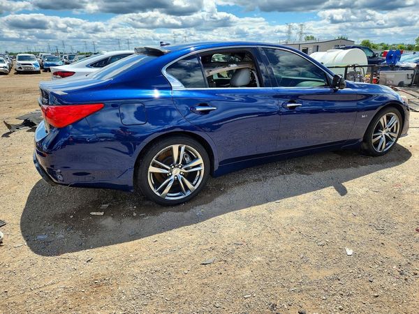 2017 INFINITI Q50