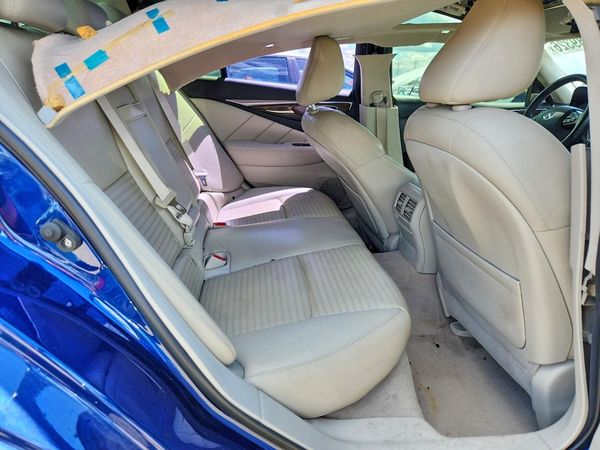 2017 INFINITI Q50