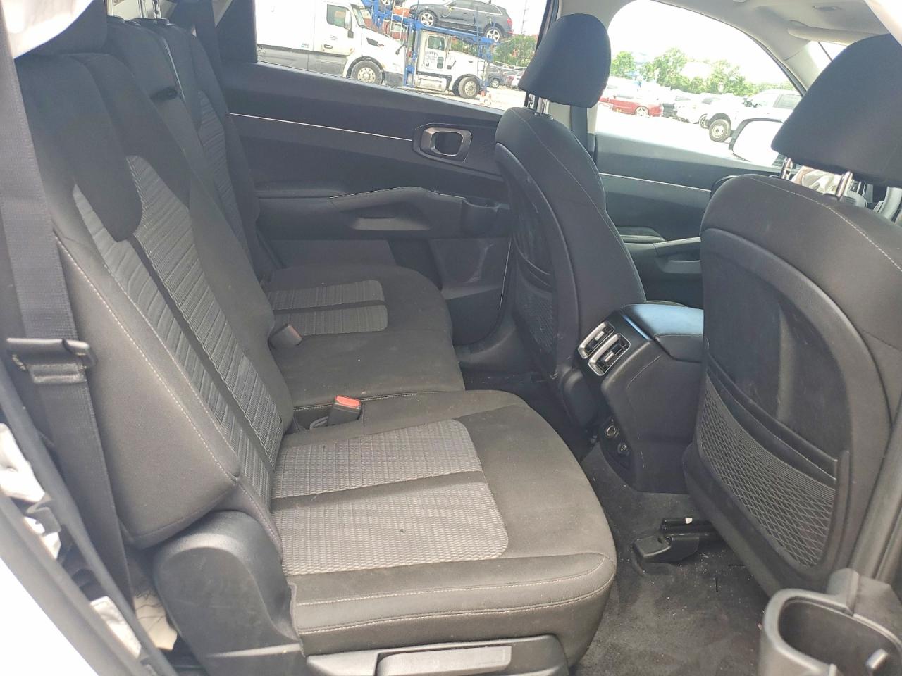 2021 KIA SORENTO LX
