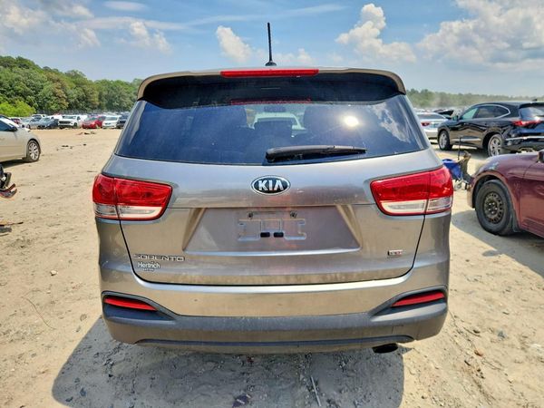 2016 KIA SORENTO