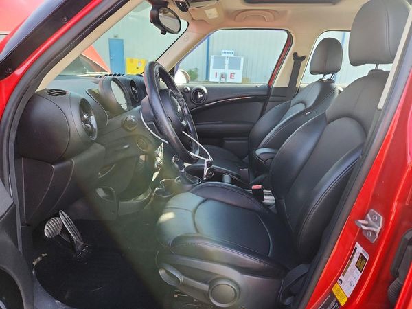 2016 MINI COOPER