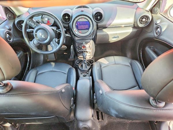 2016 MINI COOPER