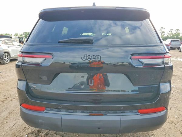 2022 JEEP GRAND CHEROKEE Laredo