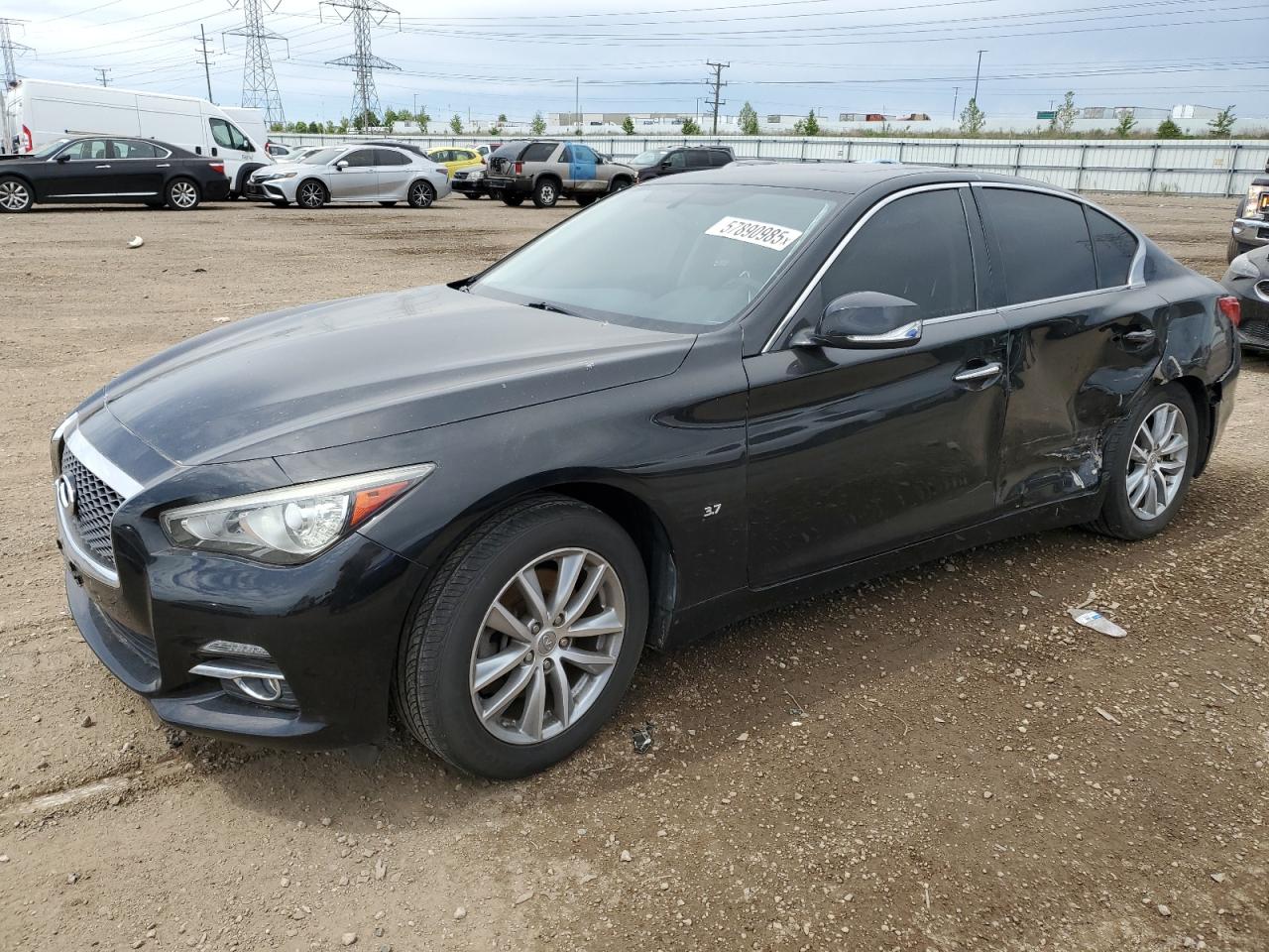 2015 INFINITI Q50