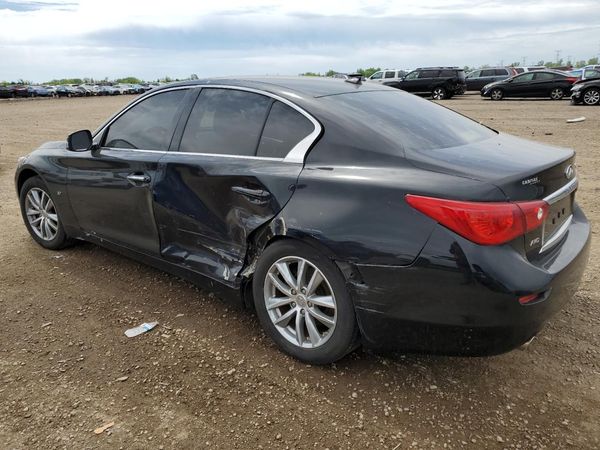 2015 INFINITI Q50