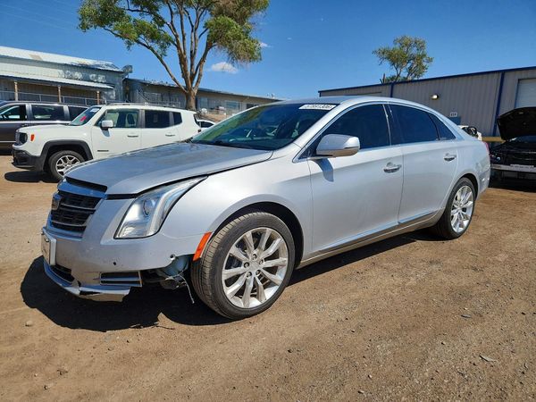 2017 CADILLAC XTS Luxury