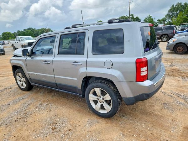 2015 JEEP PATRIOT LIMITED FWD (LHD)