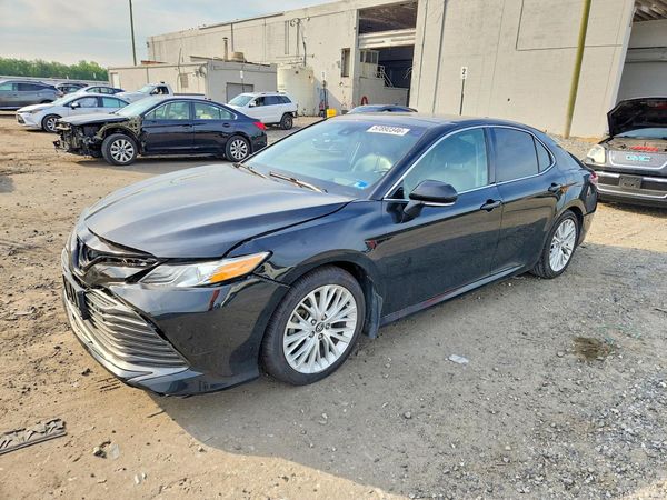 2020 TOYOTA CAMRY