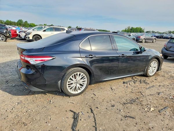 2020 TOYOTA CAMRY