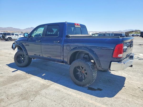 2014 RAM 1500 SLT CREW CAB 4X4