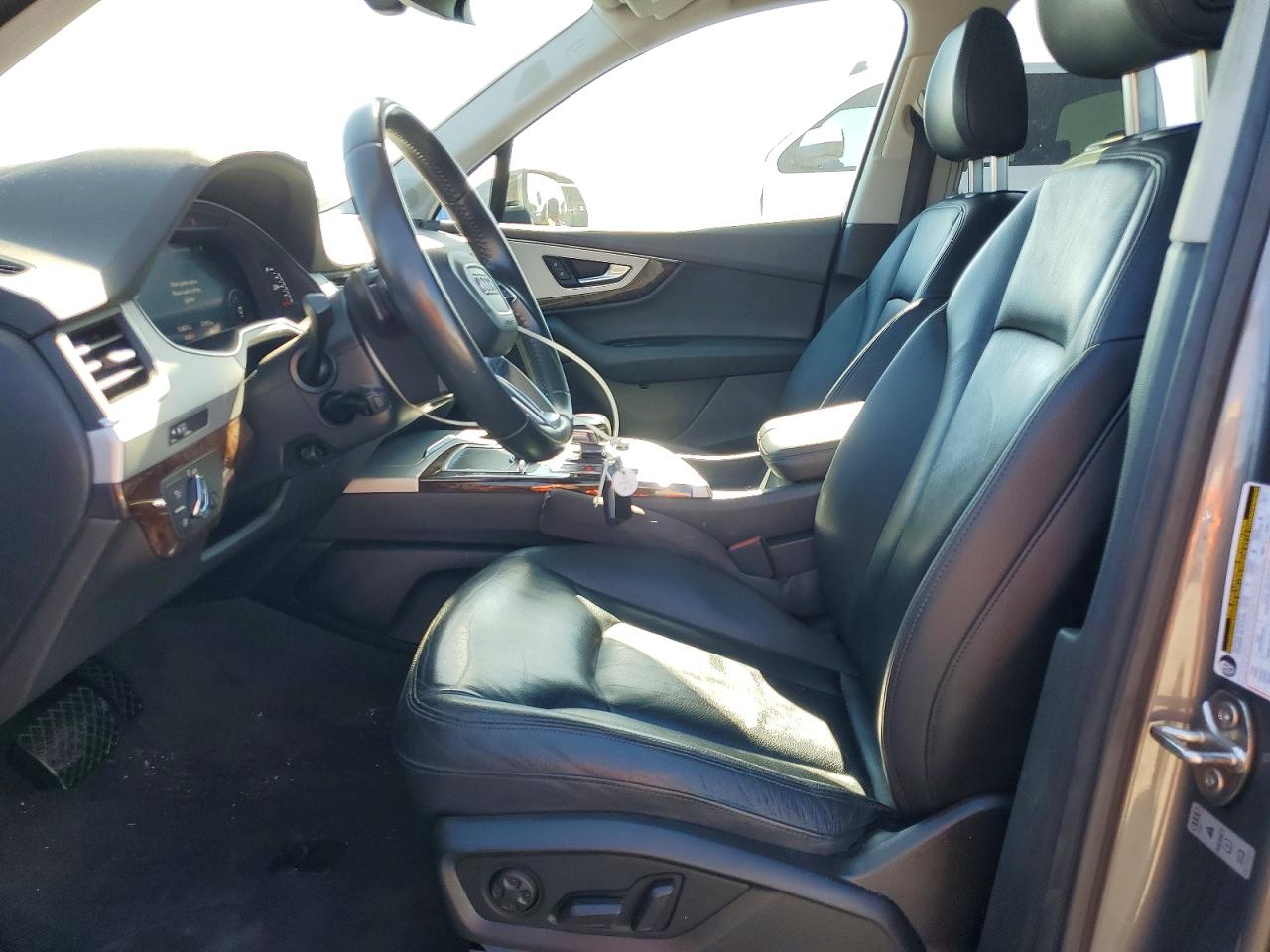2018 AUDI Q7 quattro Premium Plus