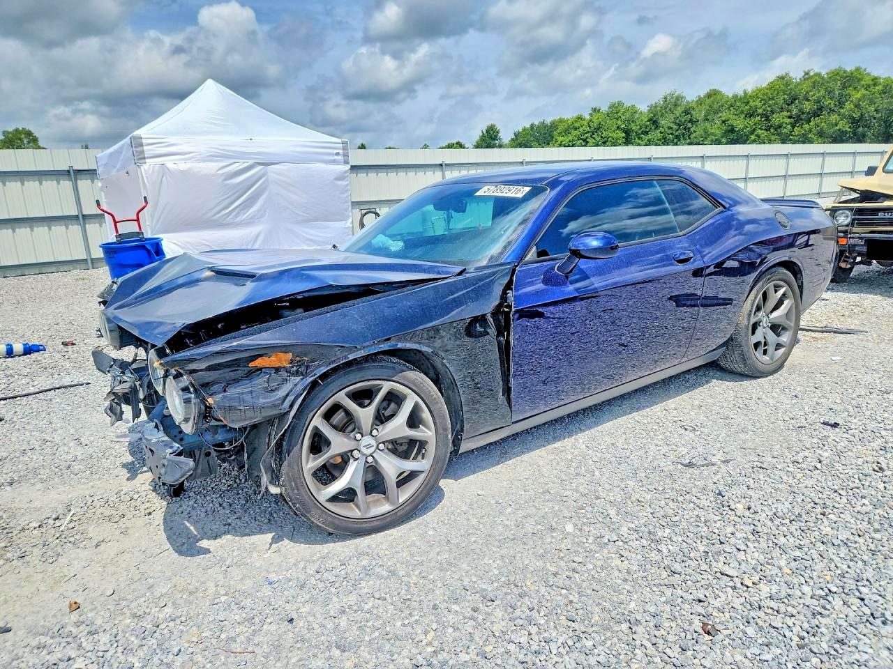 2017 DODGE CHALLENGER SXT