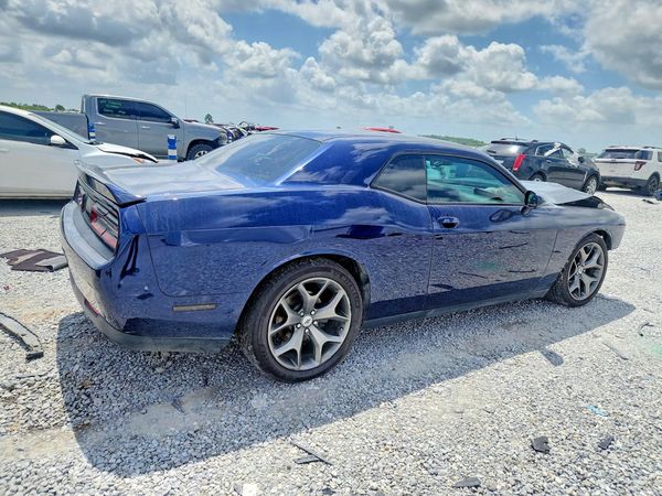 2017 DODGE CHALLENGER SXT