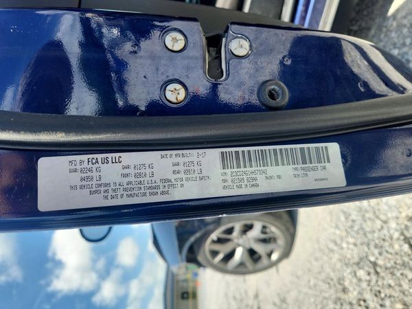 2017 DODGE CHALLENGER SXT