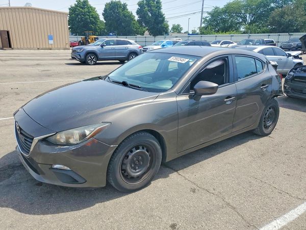 2016 MAZDA 3