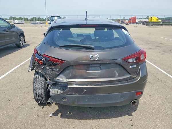 2016 MAZDA 3