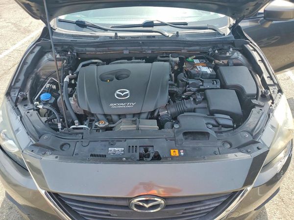 2016 MAZDA 3