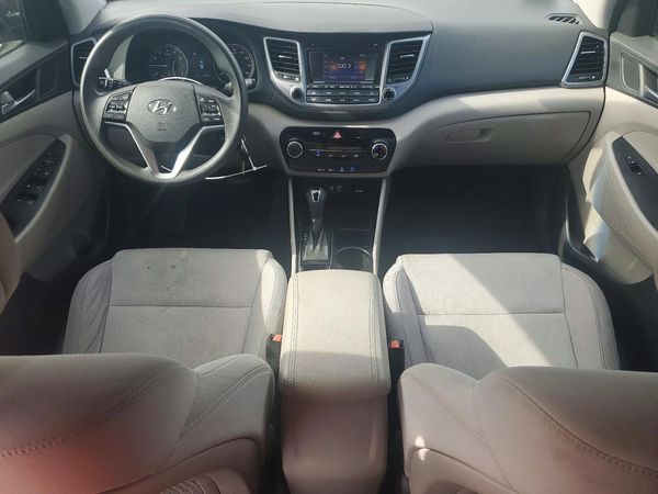 2017 HYUNDAI TUCSON