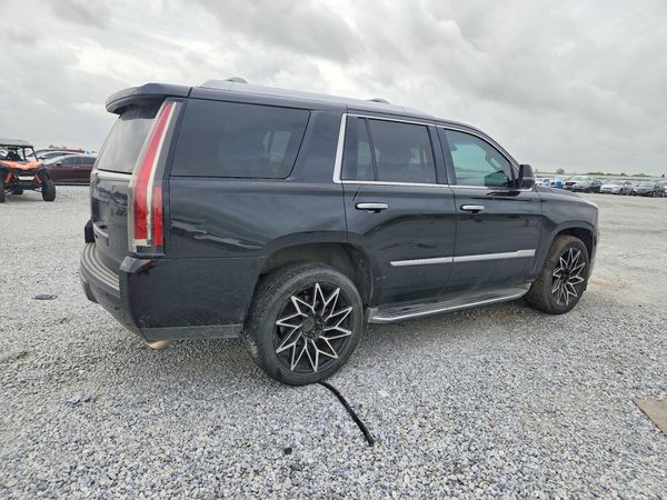 2016 CADILLAC ESCALADE Premium
