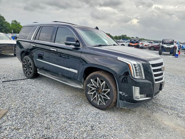 2016 CADILLAC ESCALADE Premium