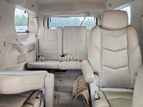 2016 CADILLAC ESCALADE Premium