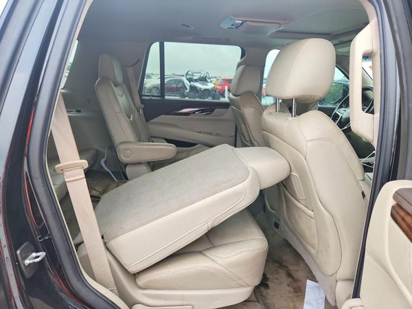 2016 CADILLAC ESCALADE Premium
