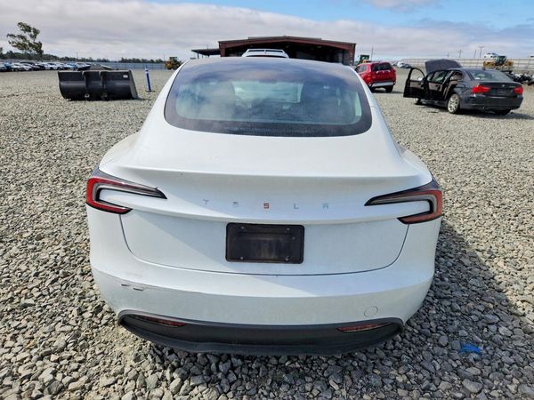 2025 TESLA MODEL 3