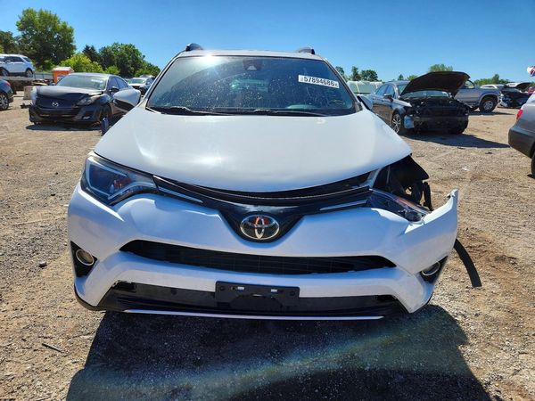 2018 TOYOTA RAV4 Adventure/XLE