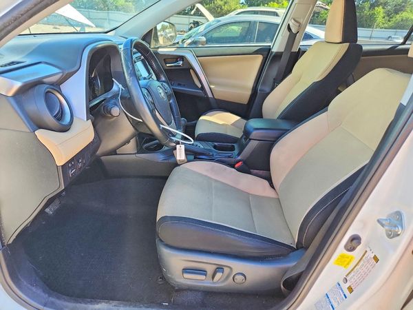 2018 TOYOTA RAV4 Adventure/XLE